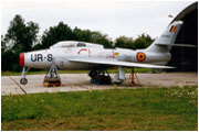 Republic F-84F Thunderstreak / FU-154