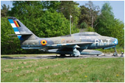 Republic F-84F Thunderstreak / FU-66